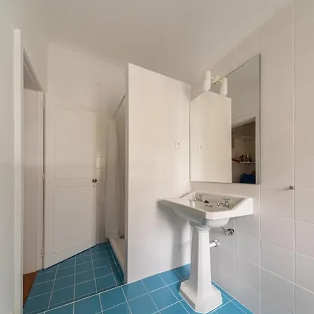 Spacious Single In Central Porto By Guestready * Lisbona